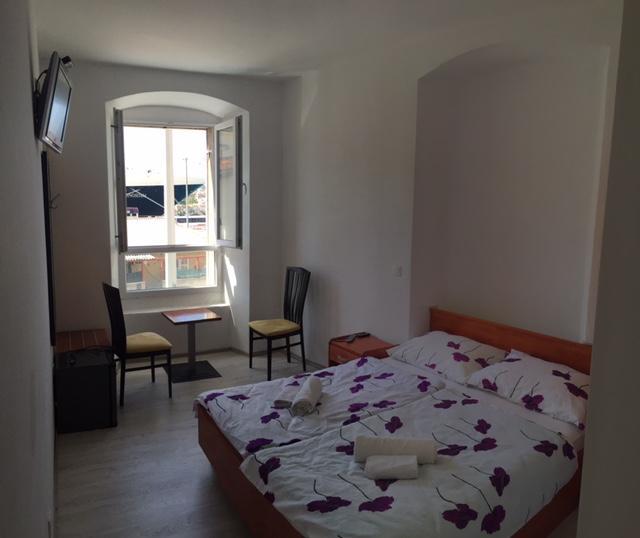 Main Bus Station Rooms Dubrovnik Ngoại thất bức ảnh
